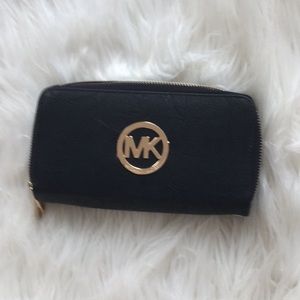 A black wallet